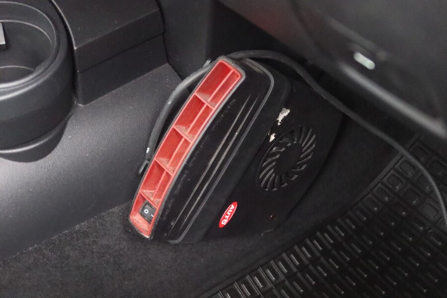 Volkswagen New Beetle vaihtoauto