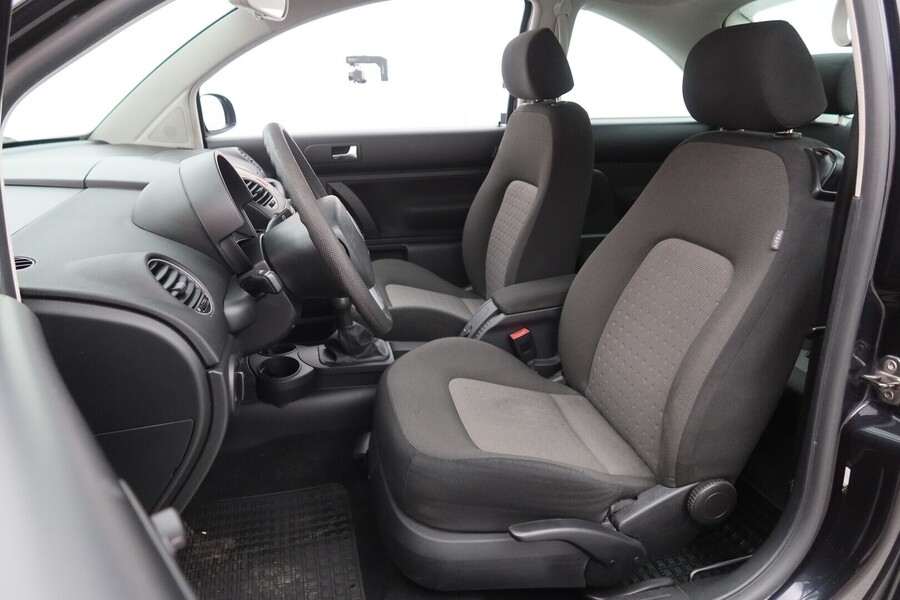 Volkswagen New Beetle vaihtoauto