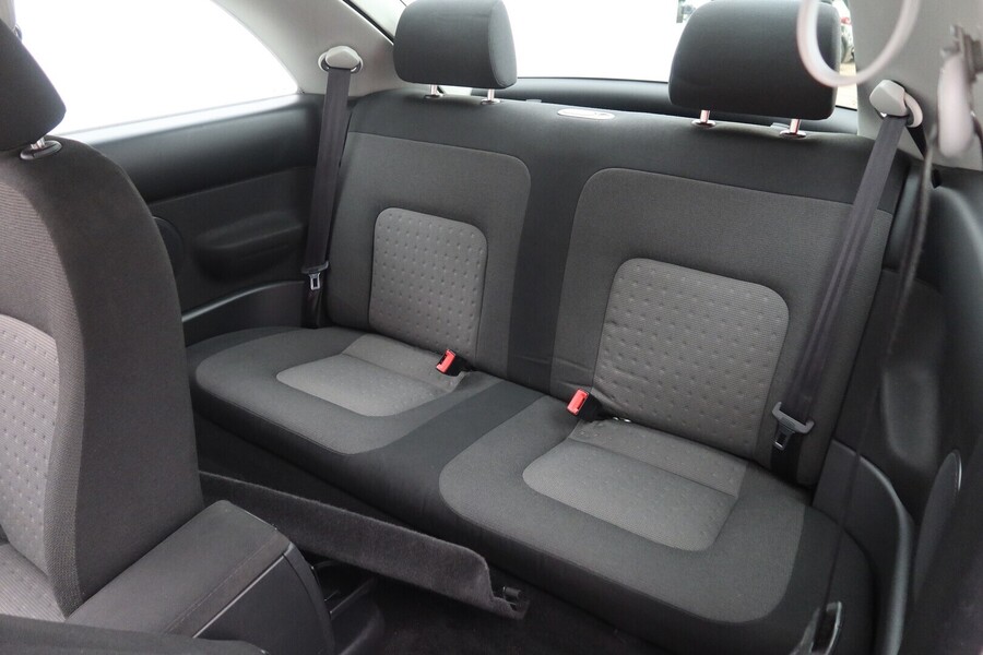 Volkswagen New Beetle vaihtoauto