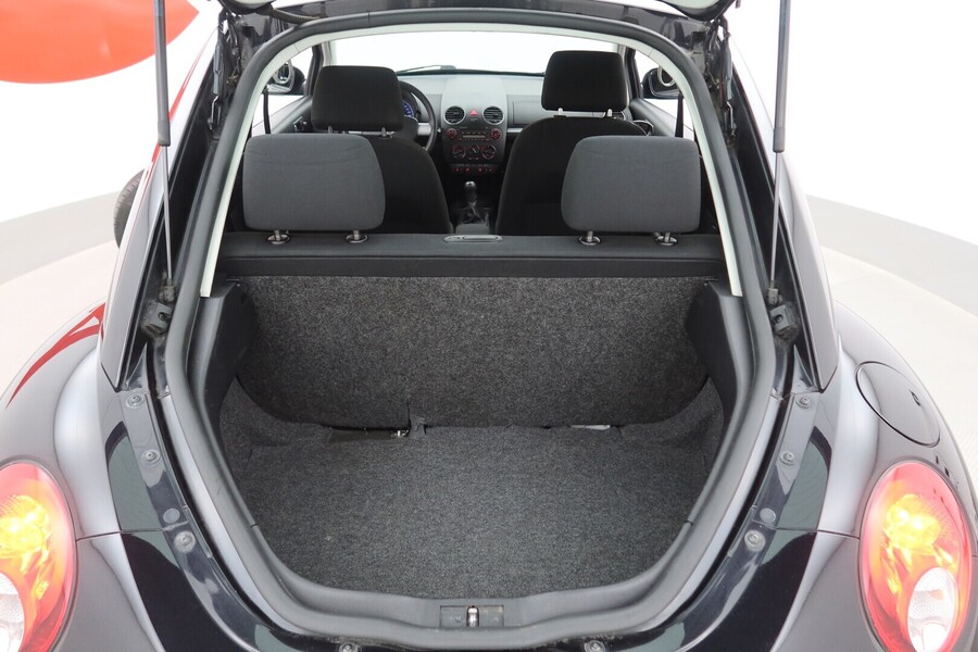 Volkswagen New Beetle vaihtoauto