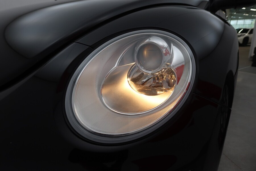 Volkswagen New Beetle vaihtoauto