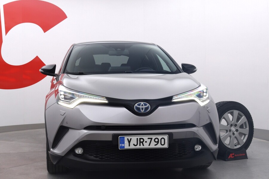 Toyota C-HR vaihtoauto