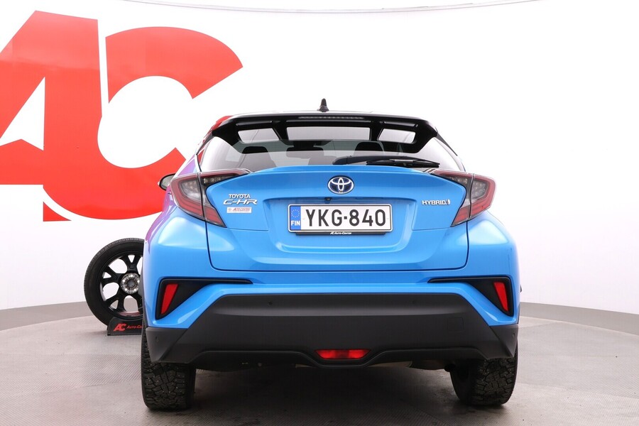 Toyota C-HR vaihtoauto