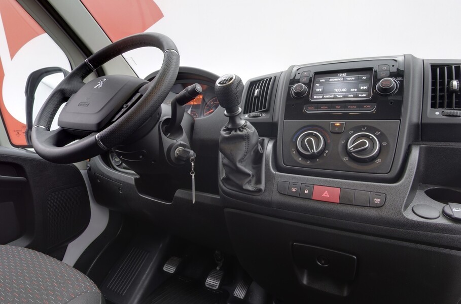 Peugeot Boxer vaihtoauto