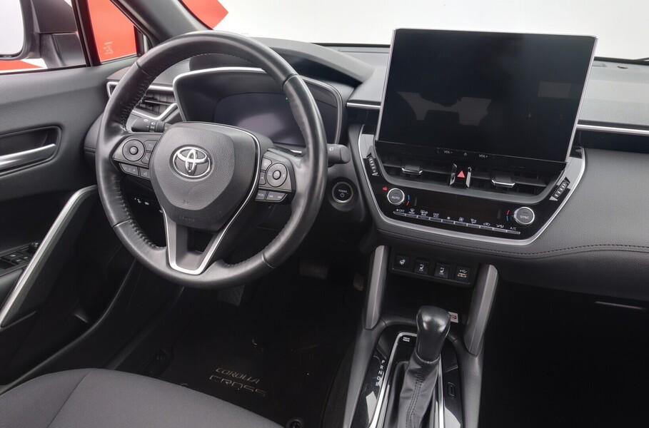 Toyota Corolla Cross vaihtoauto