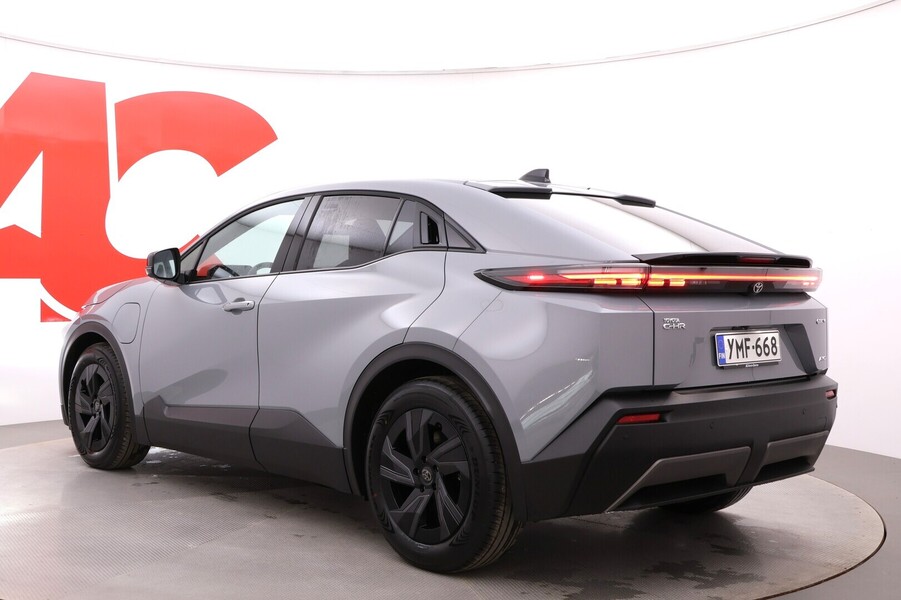 Toyota C-HR+ vaihtoauto