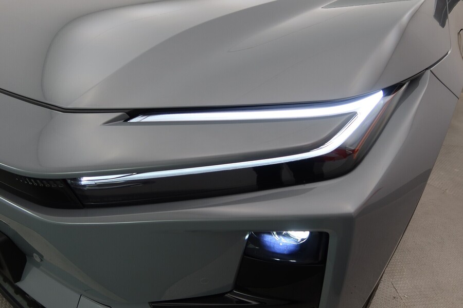 Toyota C-HR+ vaihtoauto