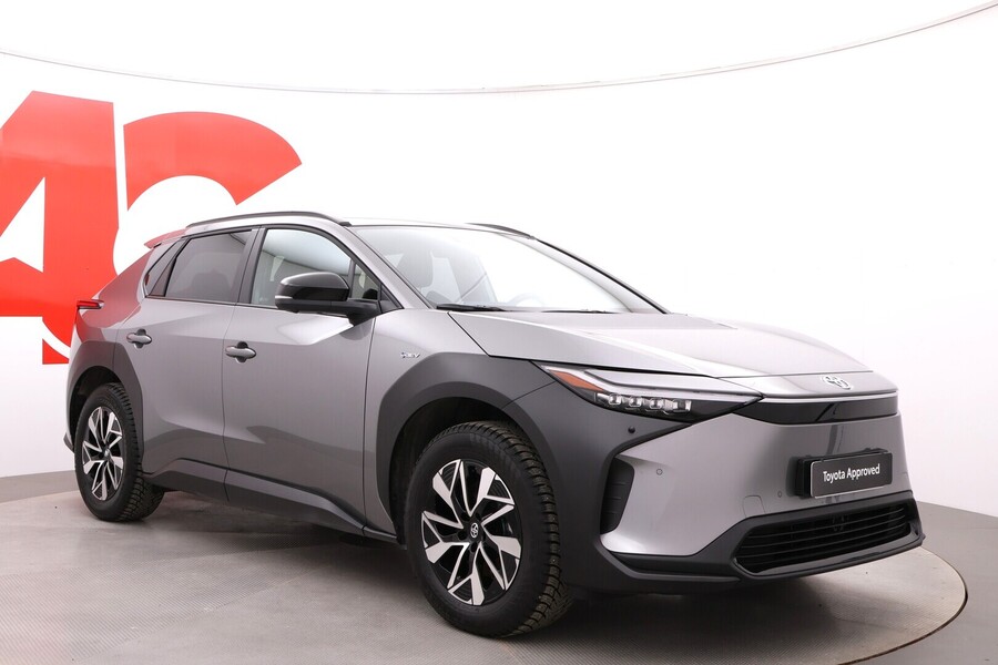 Toyota bZ4X vaihtoauto