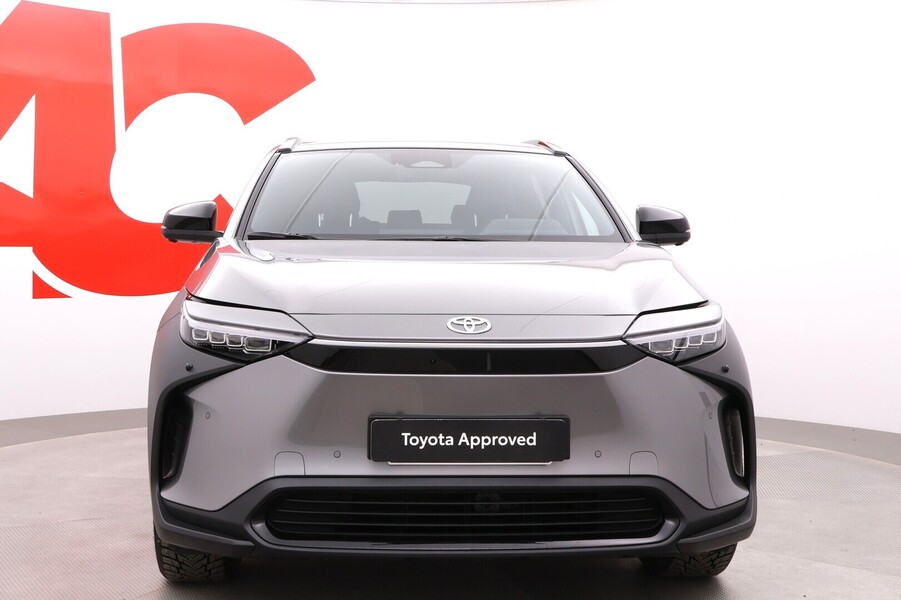 Toyota bZ4X vaihtoauto