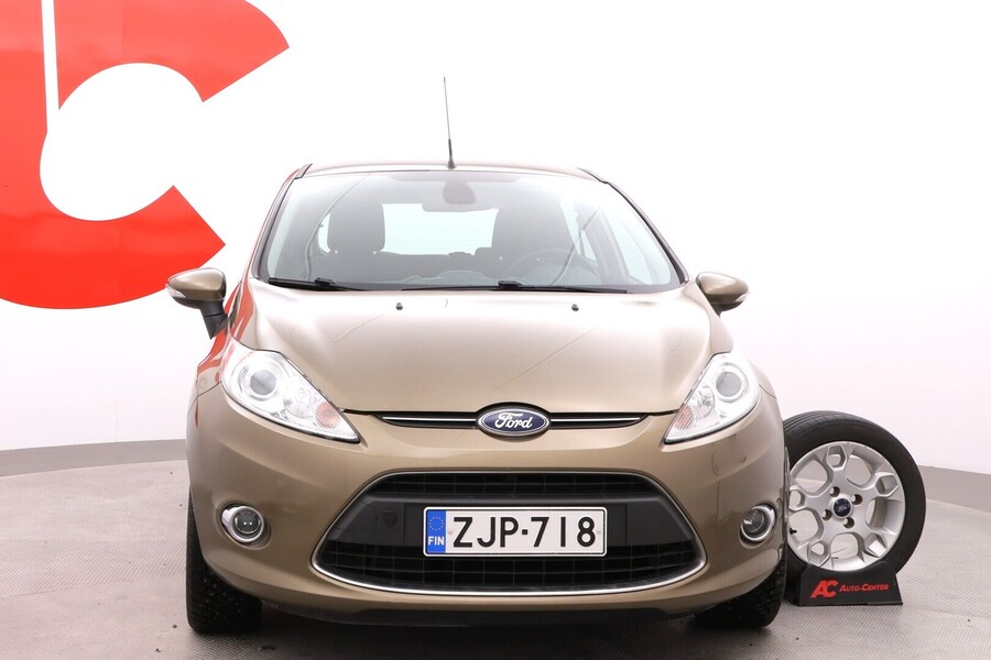 Ford Fiesta vaihtoauto