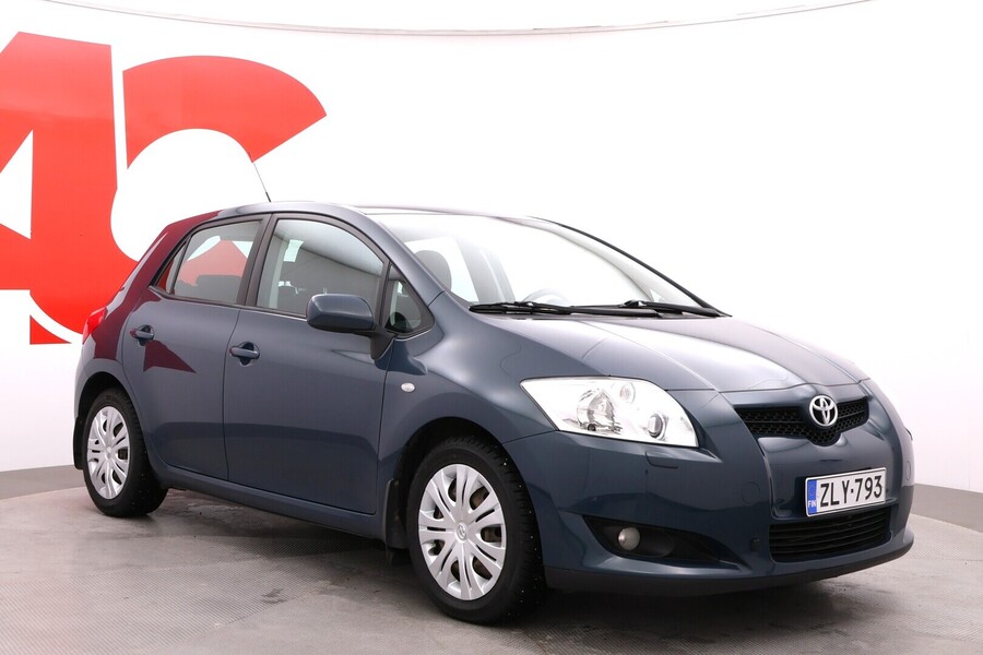 Toyota Auris vaihtoauto
