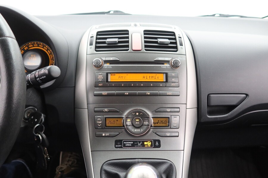 Toyota Auris vaihtoauto