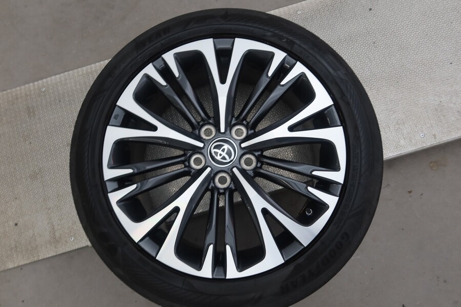 Toyota Yaris Cross vaihtoauto