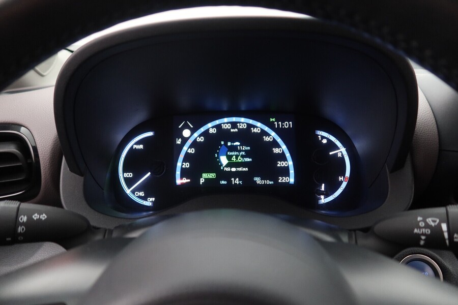 Toyota Yaris Cross vaihtoauto