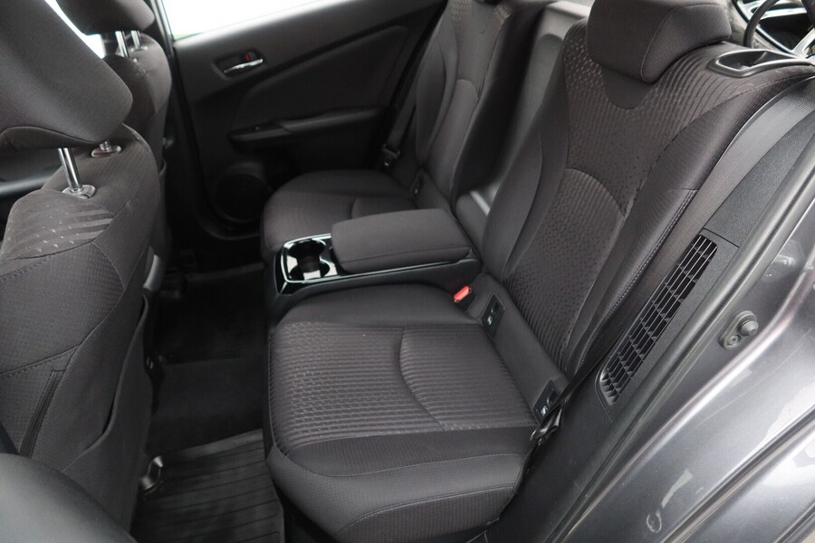 Toyota Prius Plug-in vaihtoauto