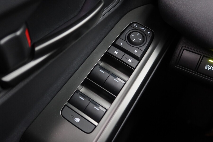 Toyota C-HR+ vaihtoauto