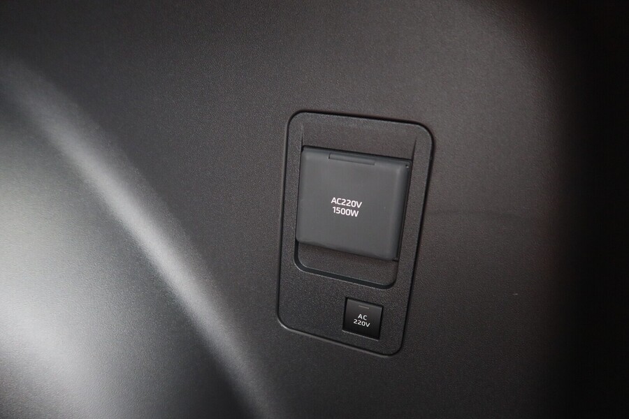 Toyota C-HR+ vaihtoauto