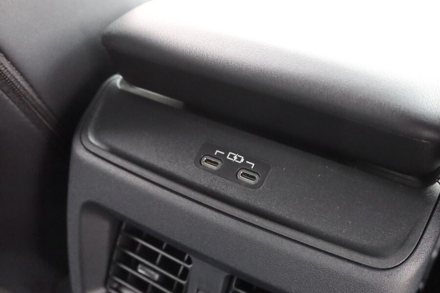 Toyota C-HR+ vaihtoauto