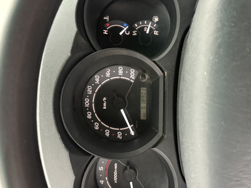 Toyota Hilux vaihtoauto