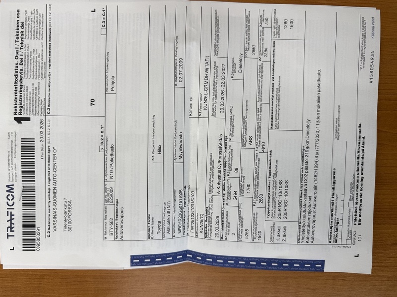 Toyota Hilux vaihtoauto