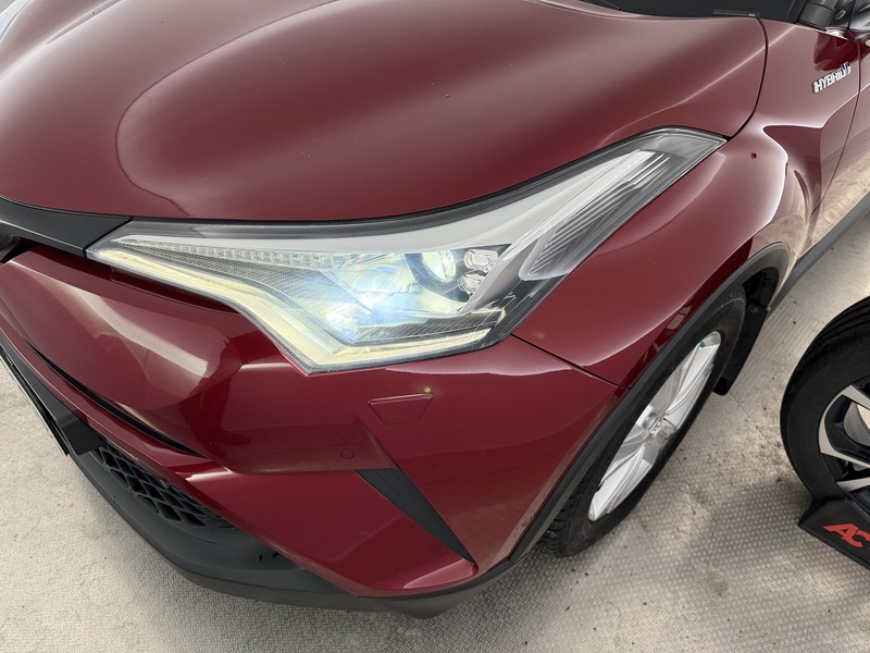 Toyota C-HR vaihtoauto