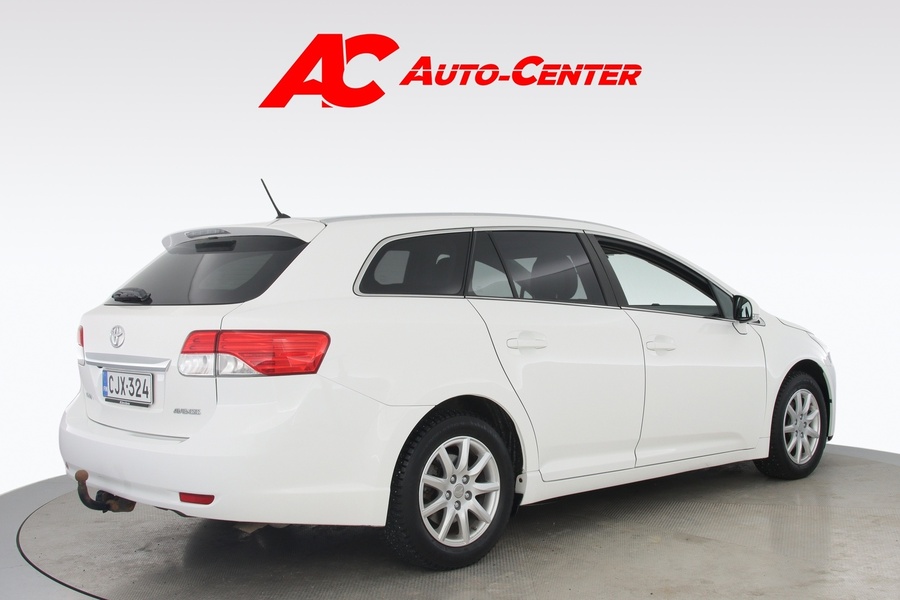 Toyota Avensis vaihtoauto