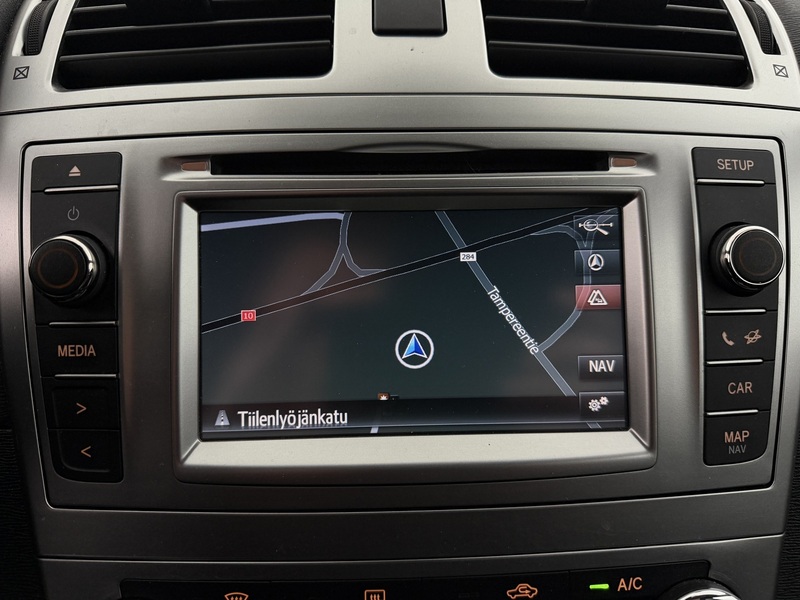 Toyota Avensis vaihtoauto