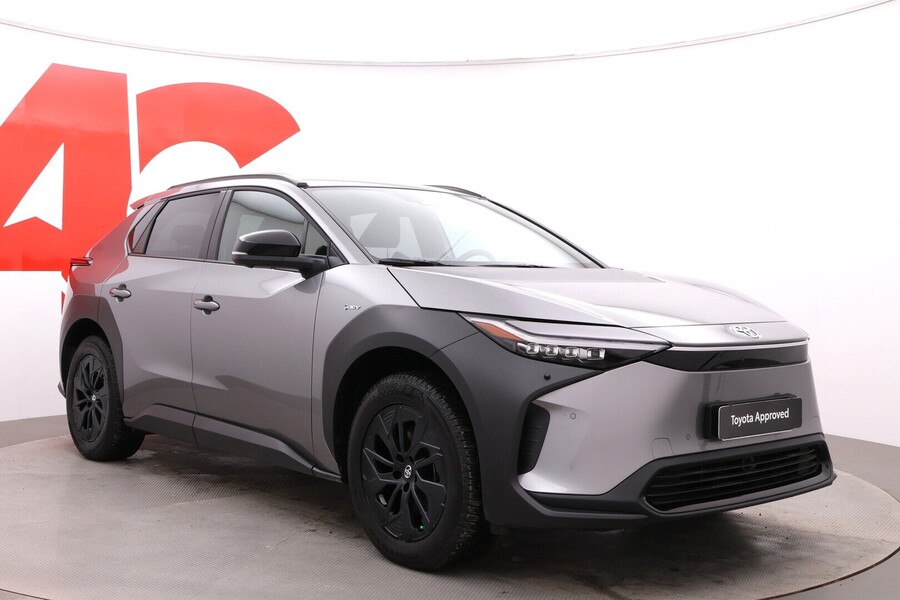 Toyota bZ4X vaihtoauto