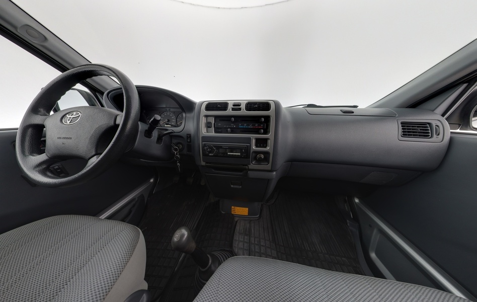 Toyota Hiace vaihtoauto