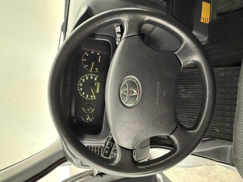 Toyota Hiace vaihtoauto