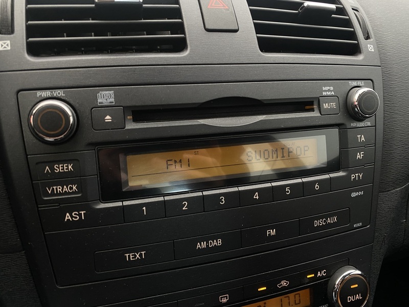 Toyota Avensis vaihtoauto