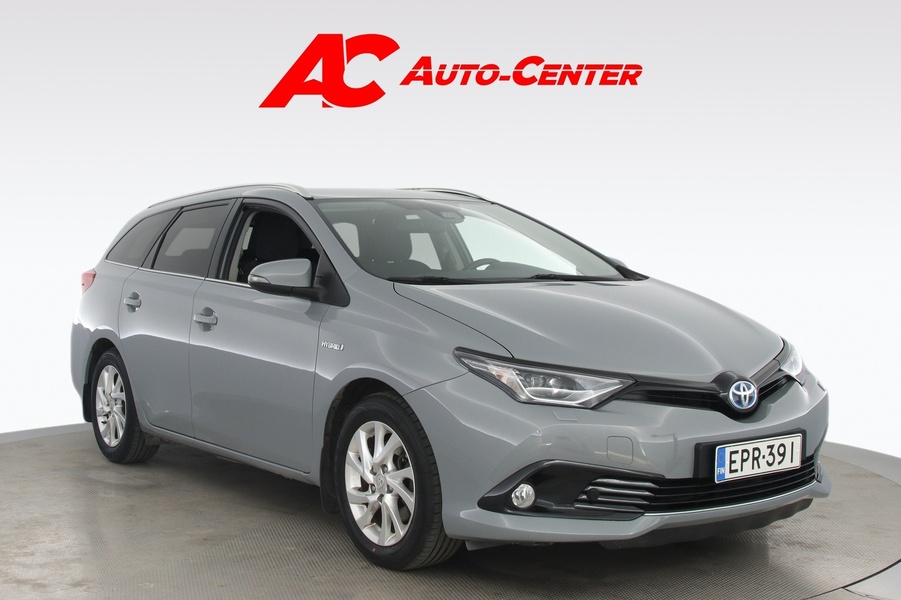 Toyota Auris vaihtoauto