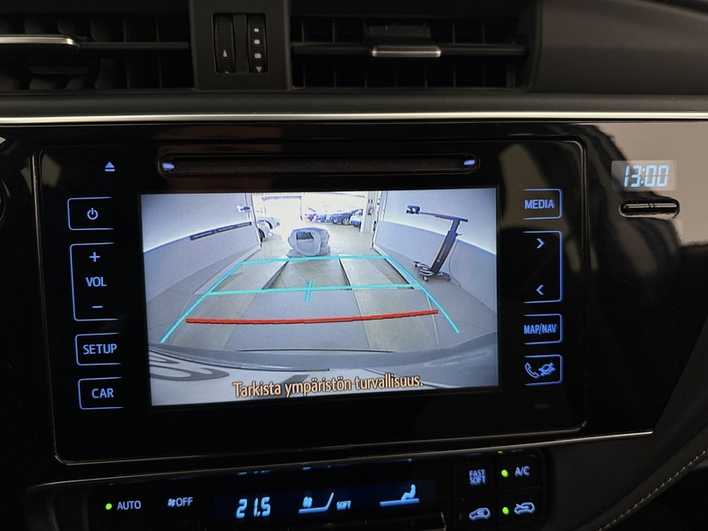 Toyota Auris vaihtoauto