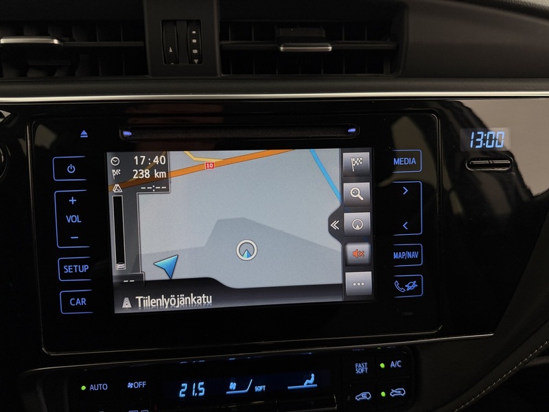 Toyota Auris vaihtoauto