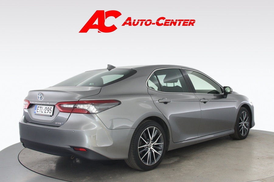 Toyota Camry vaihtoauto