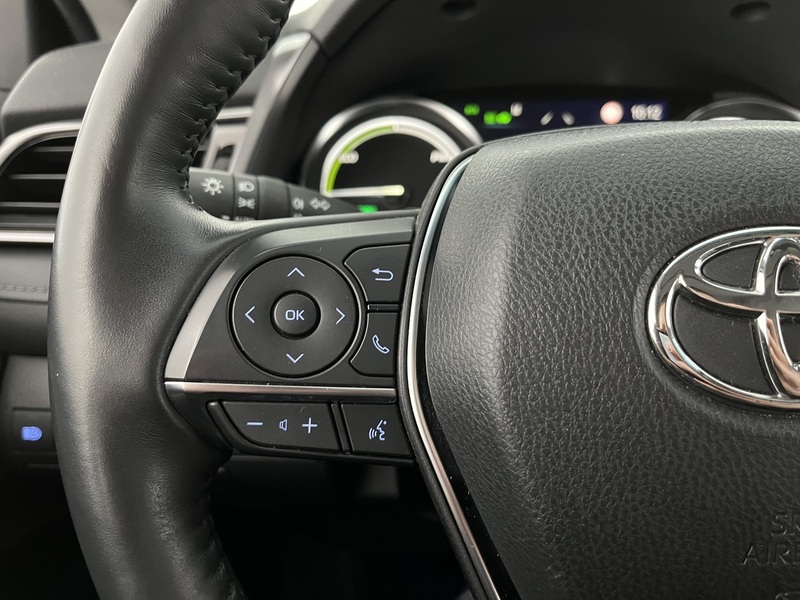 Toyota Camry vaihtoauto