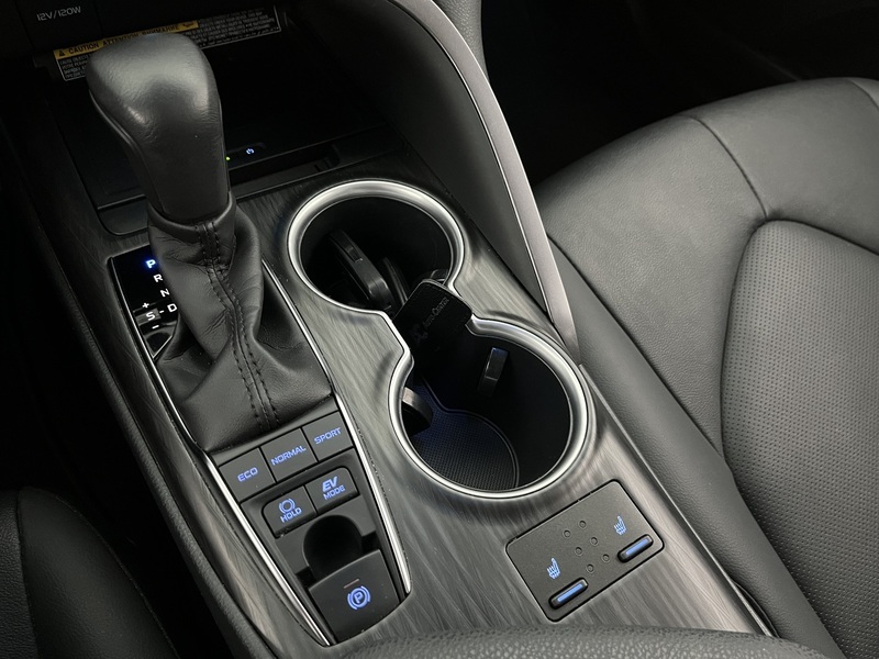 Toyota Camry vaihtoauto