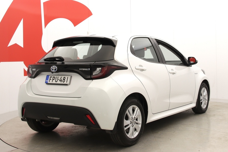 Toyota Yaris vaihtoauto