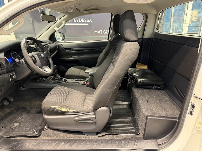 Toyota Hilux vaihtoauto