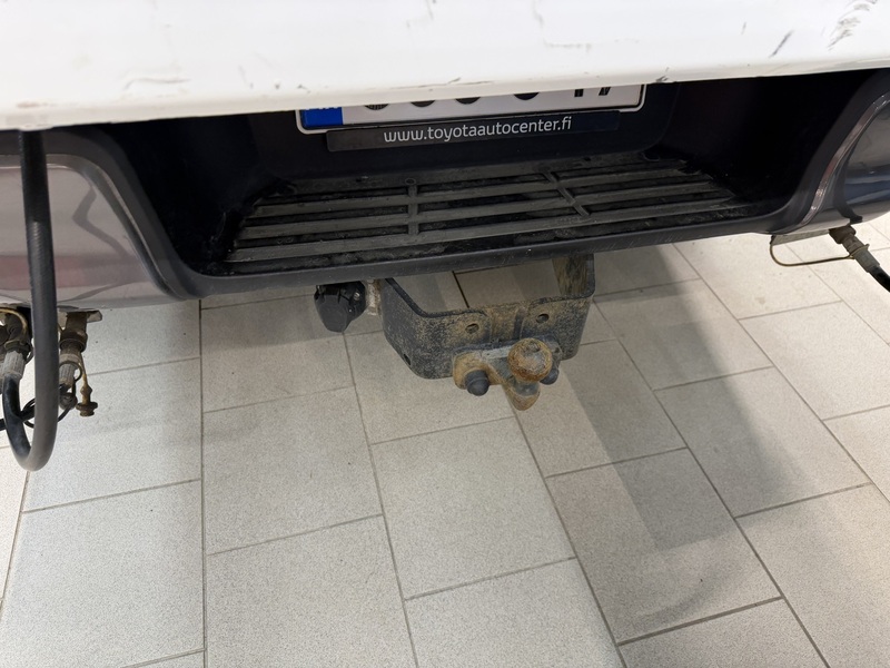 Toyota Hilux vaihtoauto