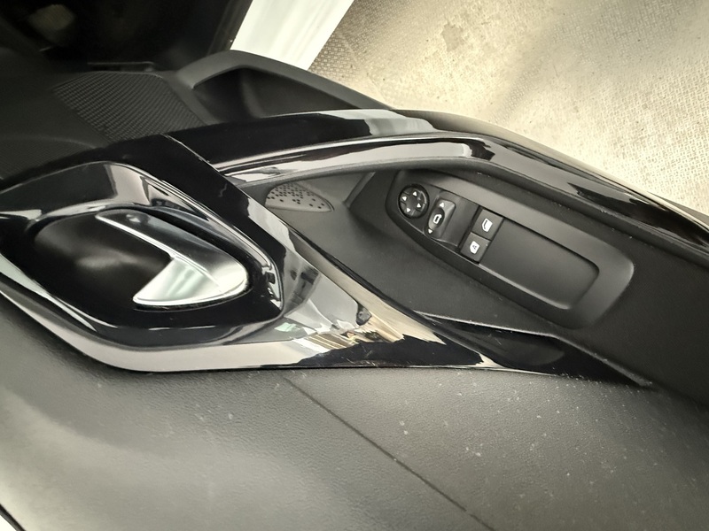 Peugeot 208 vaihtoauto