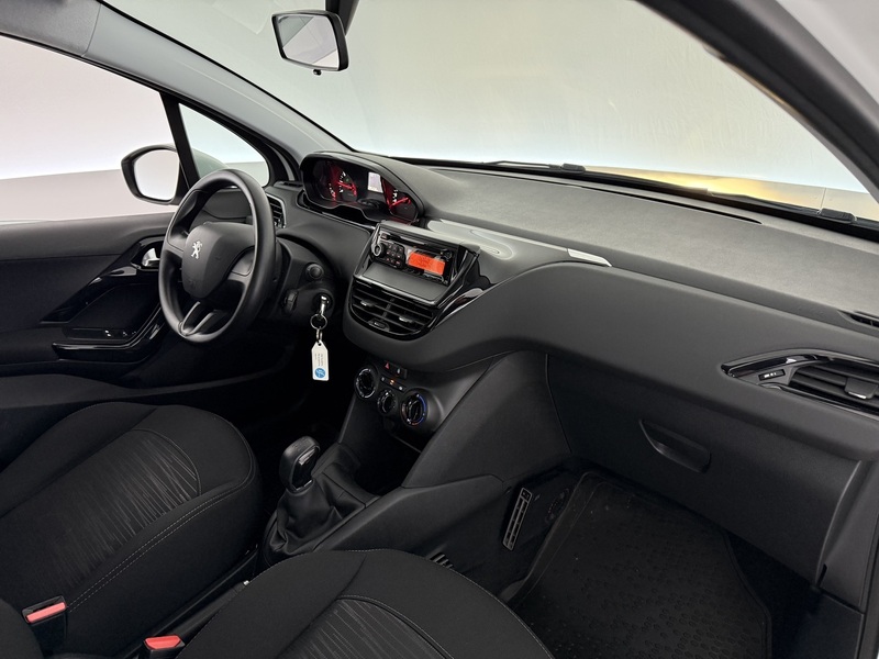 Peugeot 208 vaihtoauto