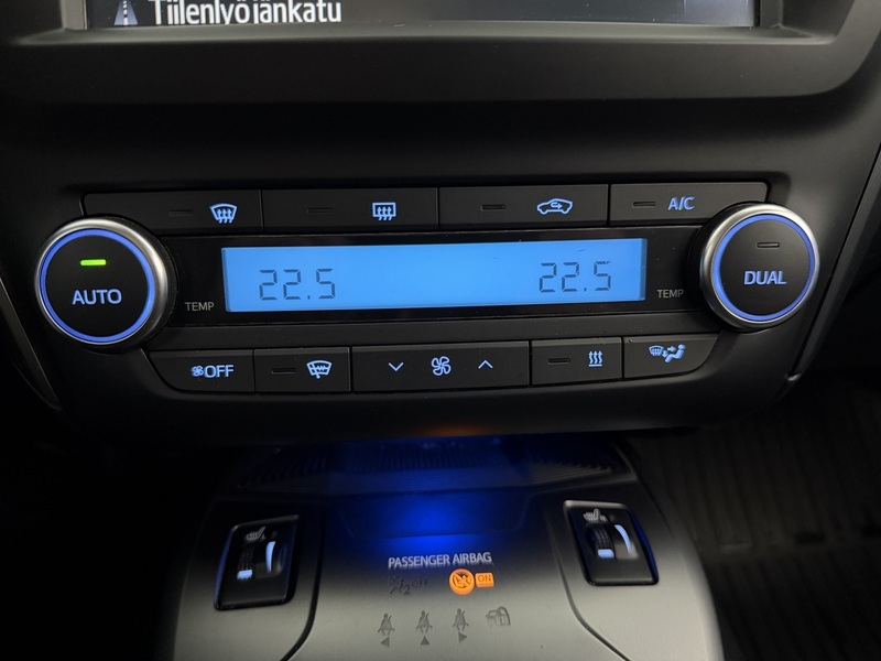 Toyota Avensis vaihtoauto