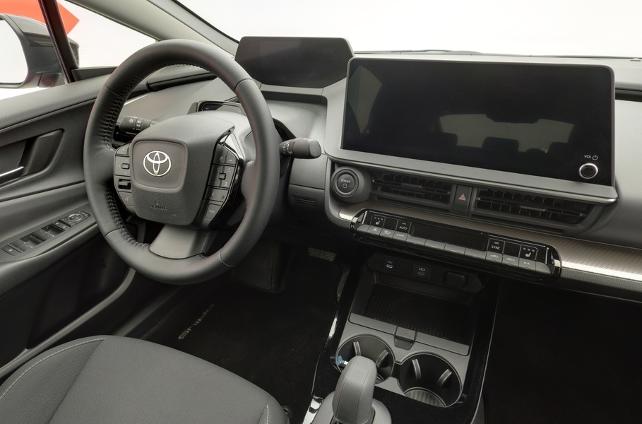 Toyota Prius Plug-in vaihtoauto