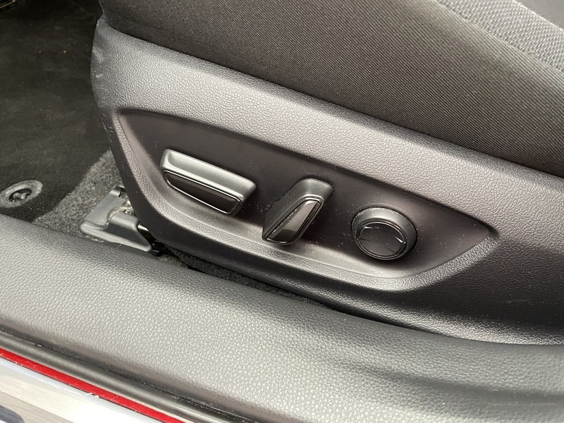 Toyota Prius Plug-in vaihtoauto