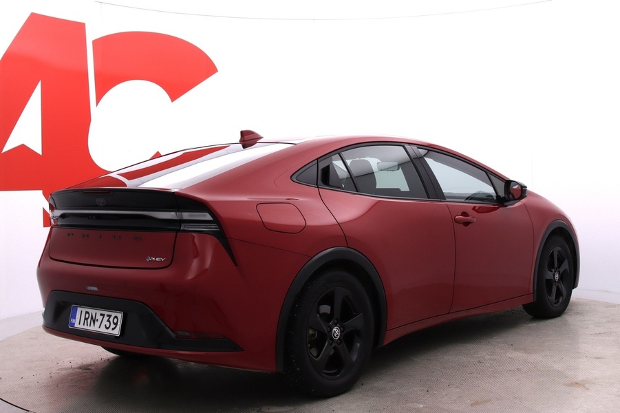 Toyota Prius Plug-in vaihtoauto