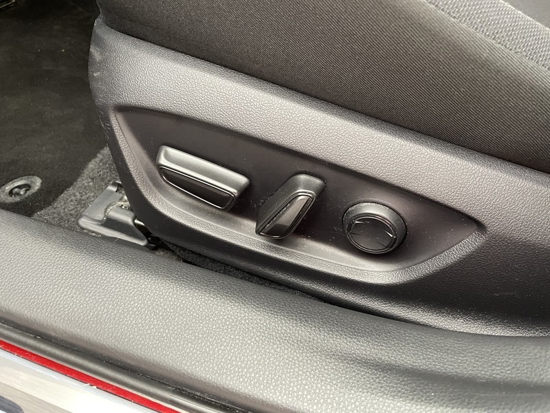 Toyota Prius Plug-in vaihtoauto