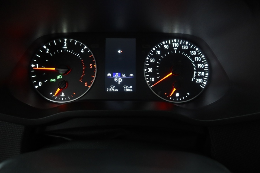 Nissan Primastar vaihtoauto