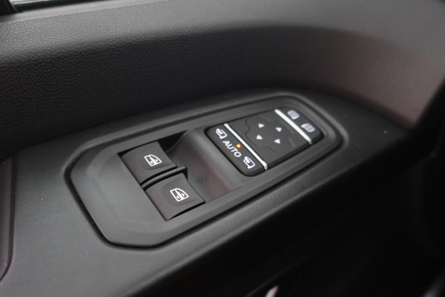 Nissan Primastar vaihtoauto