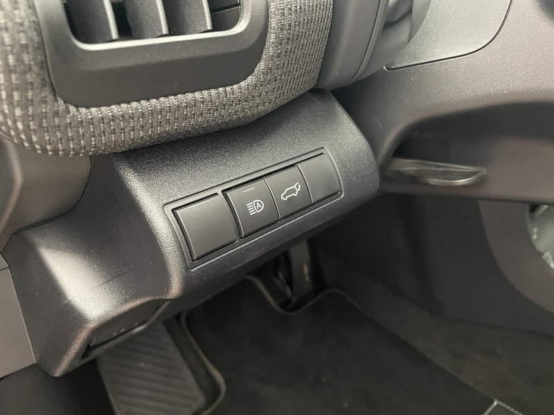 Toyota bZ4X vaihtoauto